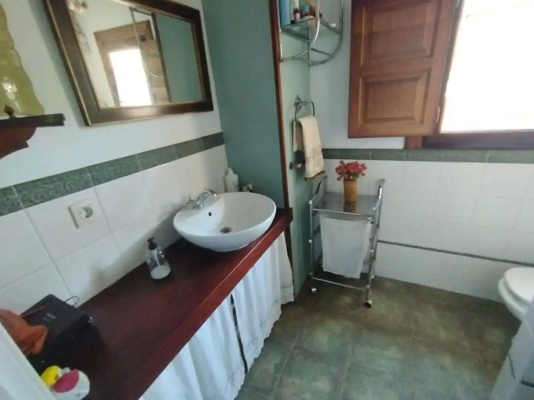 Baño de Casa o chalet en venta en Valle de Tobalina con Calefacción y Amueblado