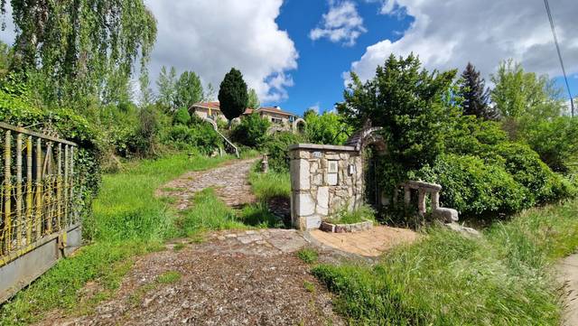 Casa-chalet en Venta en Sorrios en Santa María de Ordás