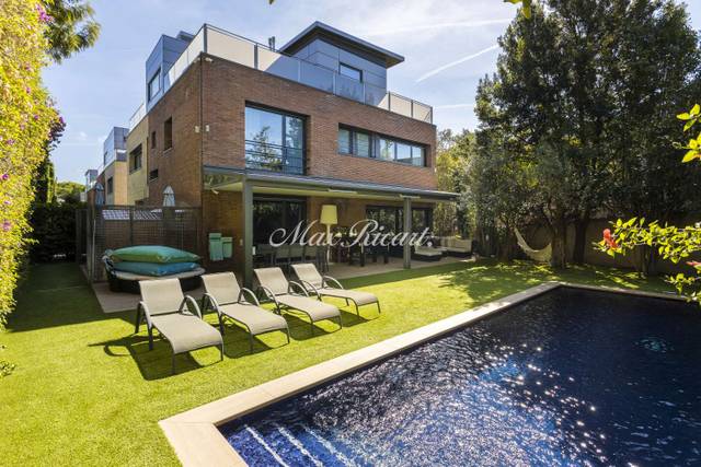 Casa-chalet en Venta en Sarrià