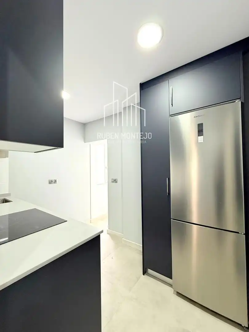 Cocina de Piso de alquiler en Salamanca con Calefacción, Terraza y Amueblado