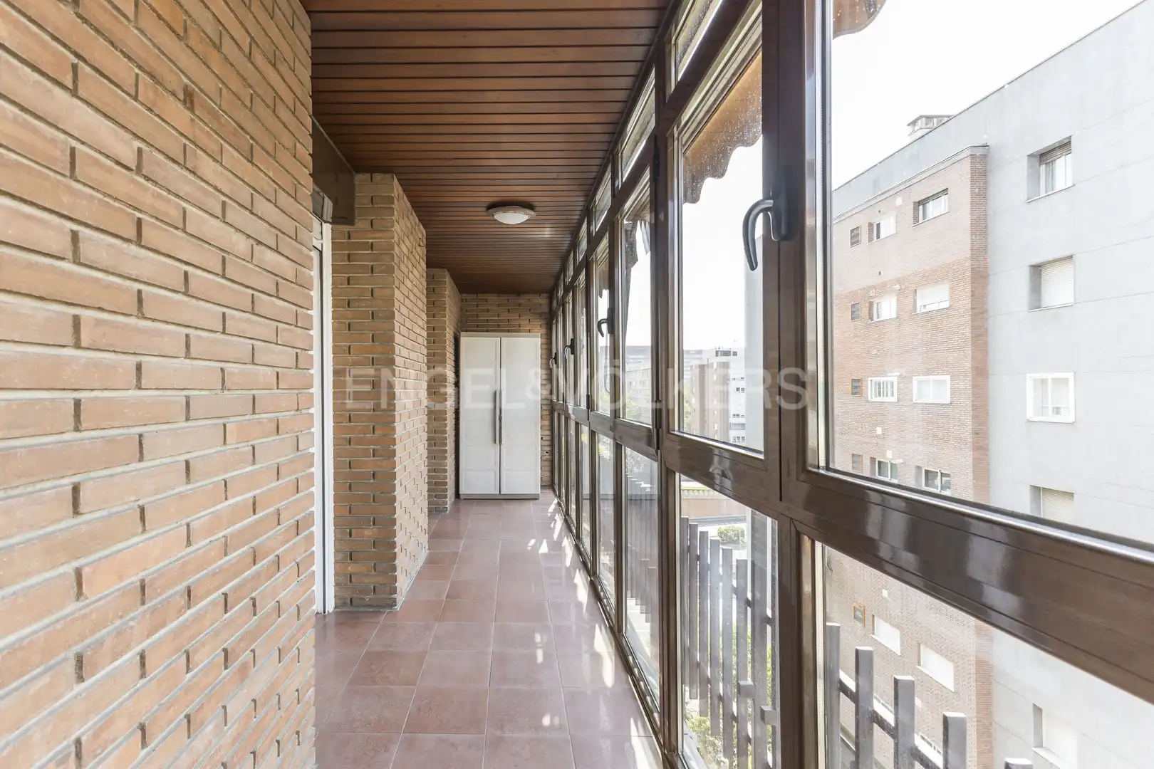 Terrassa de Pis de lloguer en Madrid amb Calefacció, Parquet i Terrassa