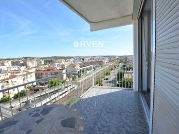 Apartment with lift for sale in Duero