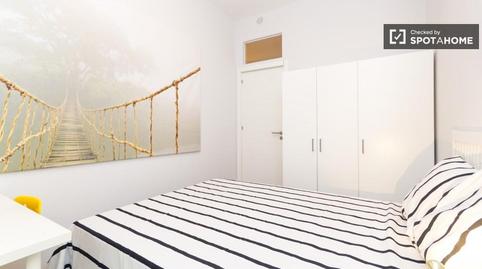 Photo 3 of Flat to share in Castellana, Madrid