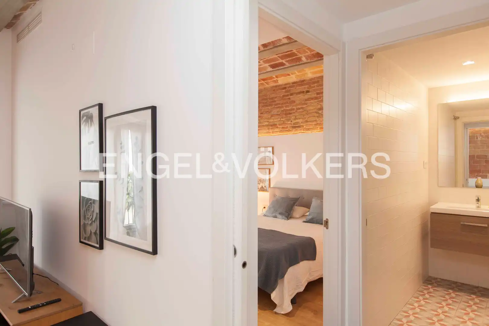 Wohnung zum Verkauf in Barcelona mit Klimaanlage, Heizung und Parkett