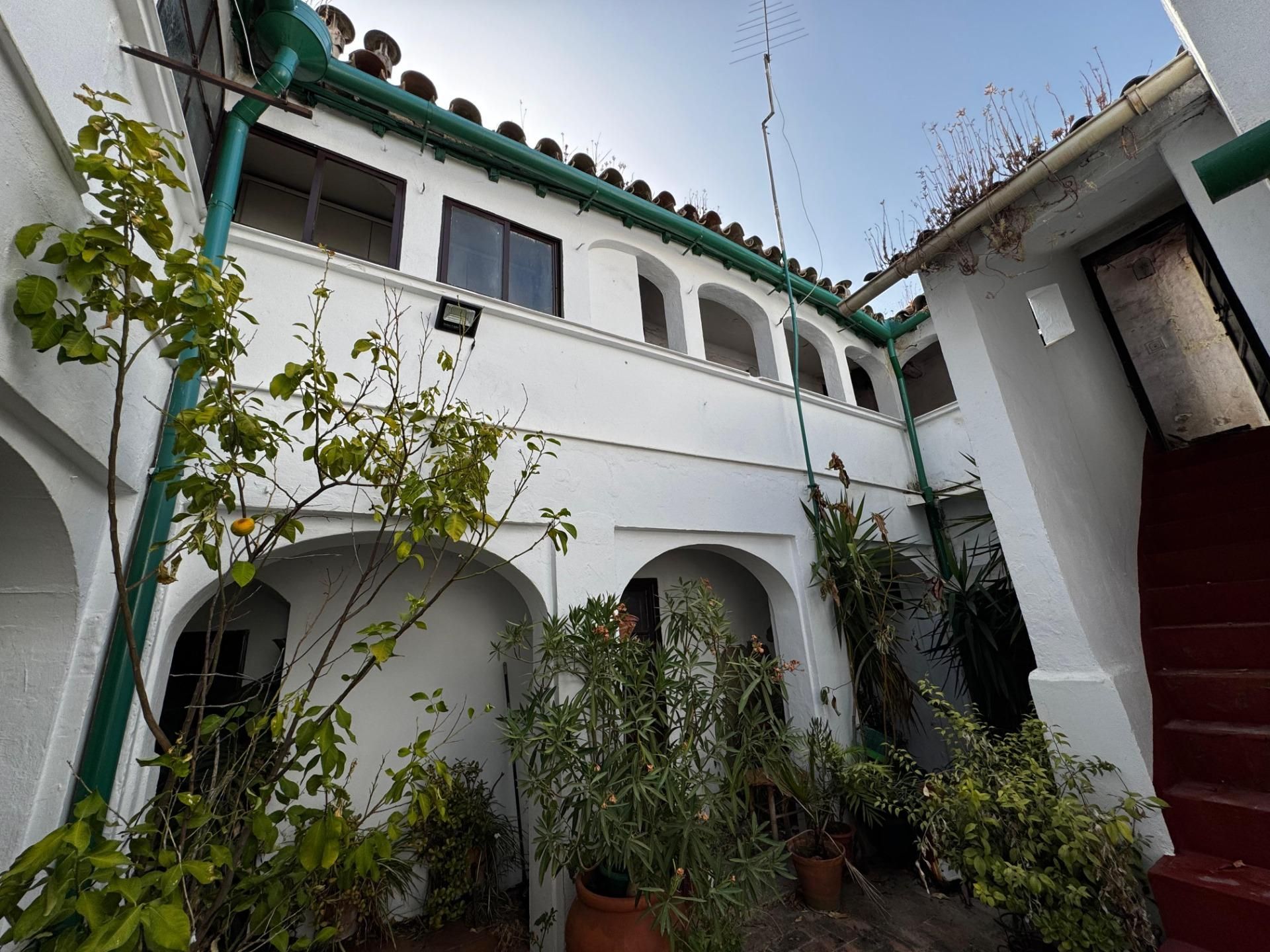 Exterior view of House or chalet for sale in  Córdoba Capital  with Private garden, Terrace and Storage room