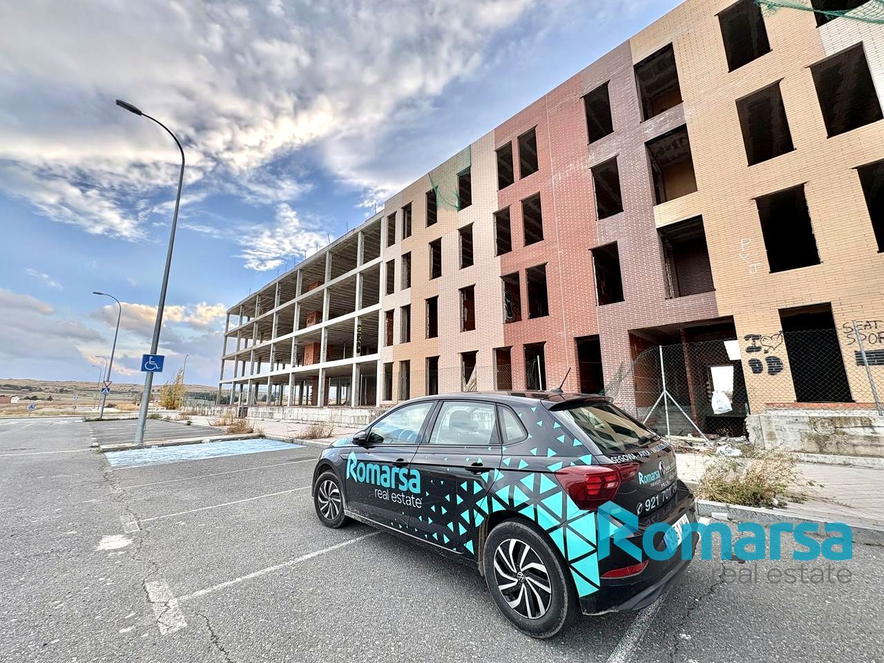 Parking of Building for sale in Ávila Capital