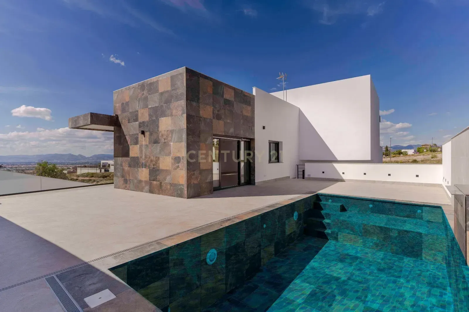 Swimming pool of House or chalet for sale in La Zubia  with Air Conditioner, Heating and Terrace
