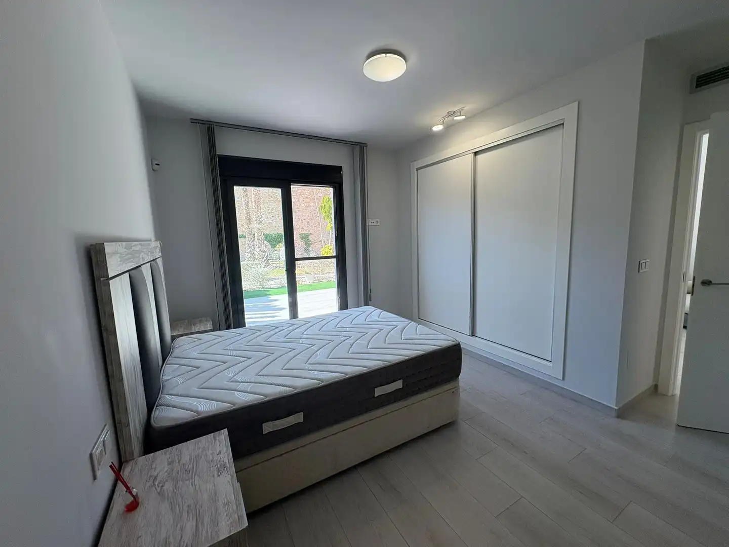 Planta baja en venta en Los Almendros