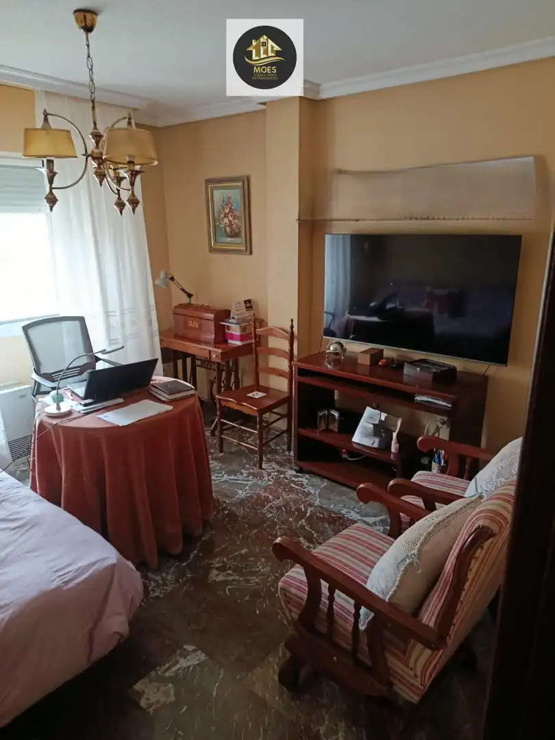 Sala d'estar de Casa o xalet en venda en  Jaén Capital amb Jardí privat, Terrassa i Traster