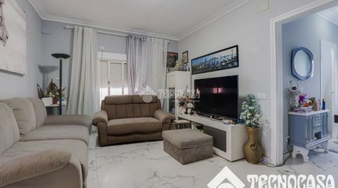Foto 2 de Casa o xalet en venda a Singuerlín, Santa Coloma de Gramenet