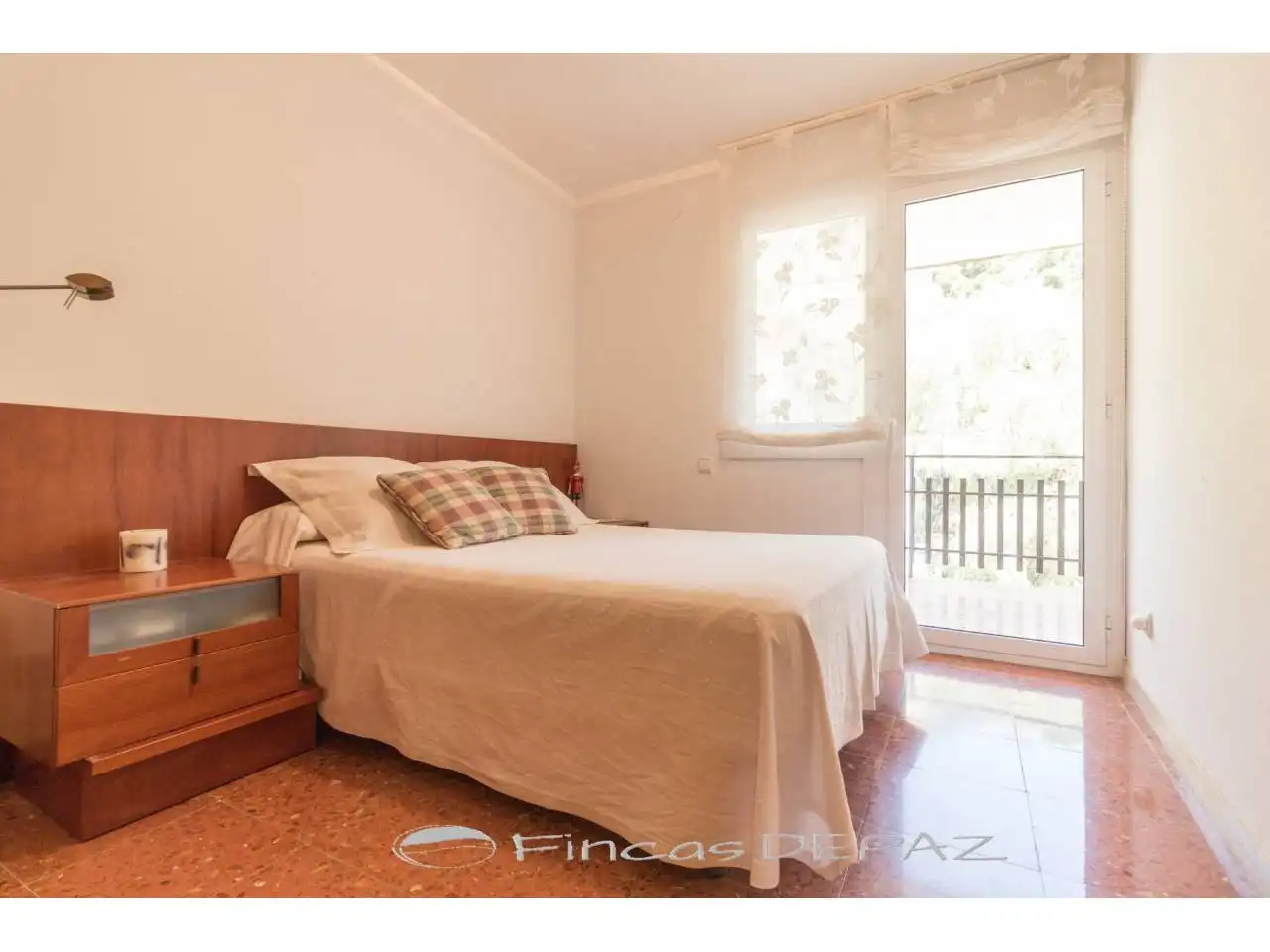 Habitación de Apartamento de alquiler en Castelldefels con Parquet, Terraza y Amueblado