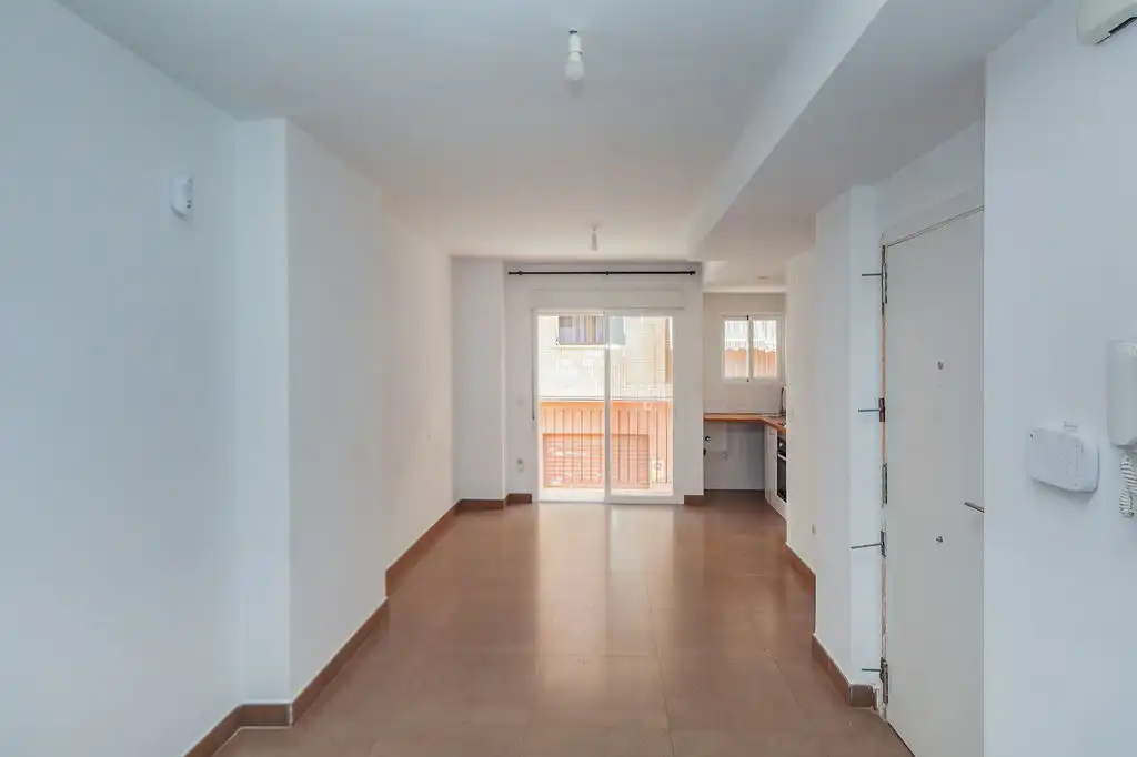Appartement avec ascenseur à vendre à C/ Poeta Llorente
