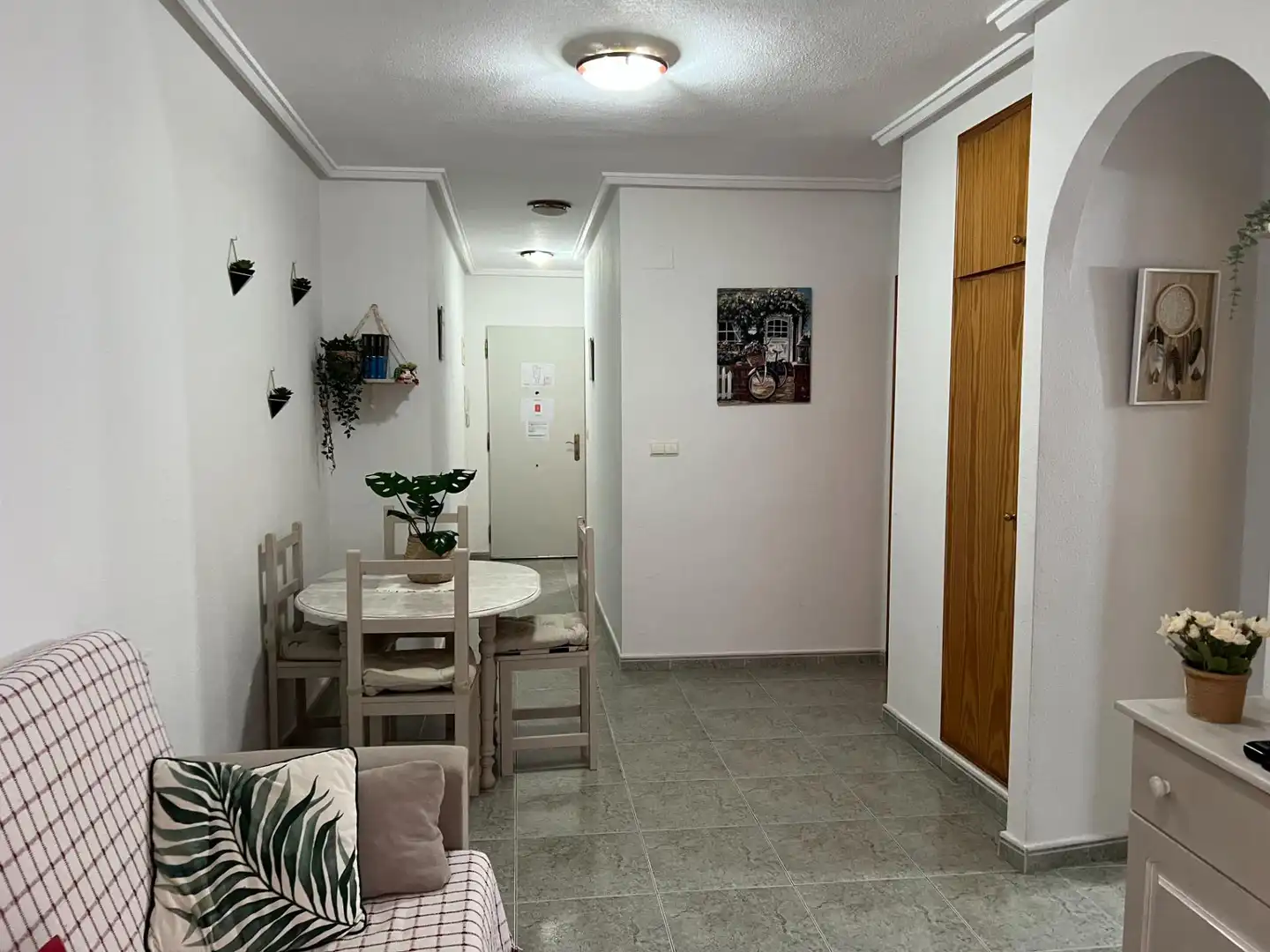 Apartamento con terraza en alquiler en Playa de los Locos, imagen 6