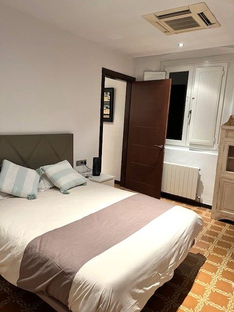 Bedroom of Apartment to rent in Girona Capital  with Air Conditioner, Heating and Furnished