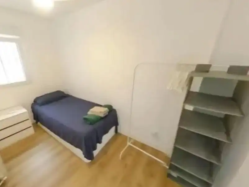 Schlafzimmer von Wohnung zur Miete in Salamanca Capital mit Klimaanlage