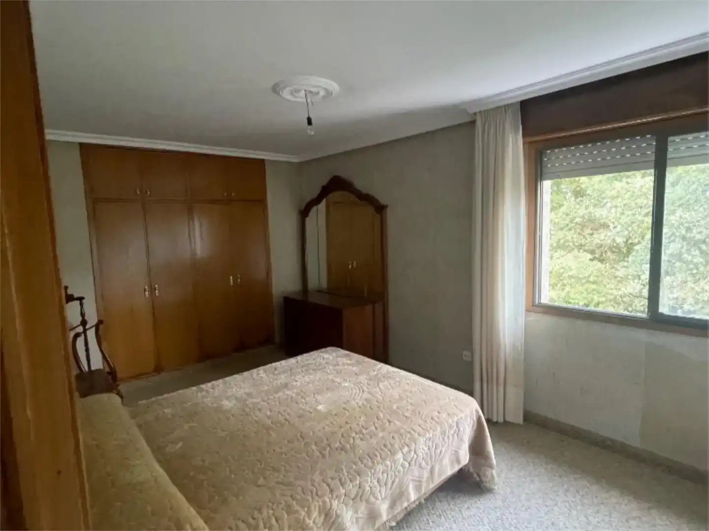 Bedroom of Flat for sale in Avión
