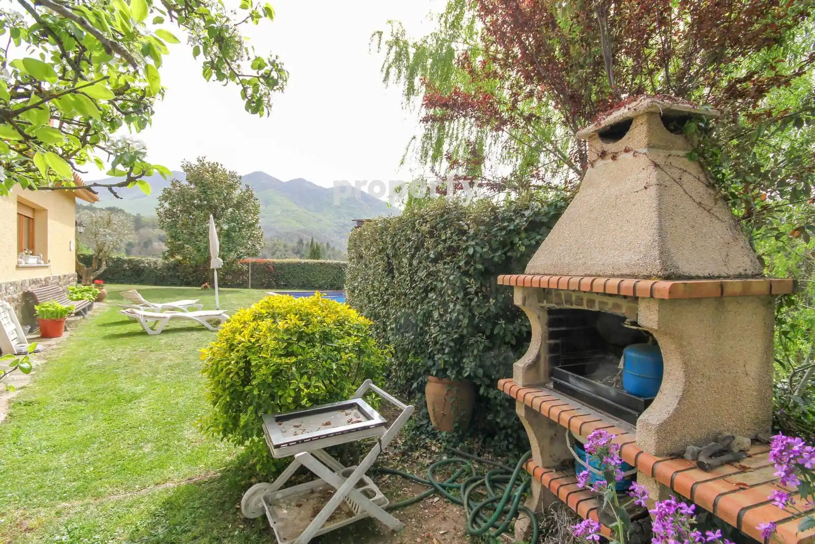 Jardín de Casa o chalet en venta en Viladrau con Calefacción, Jardín privado y Piscina
