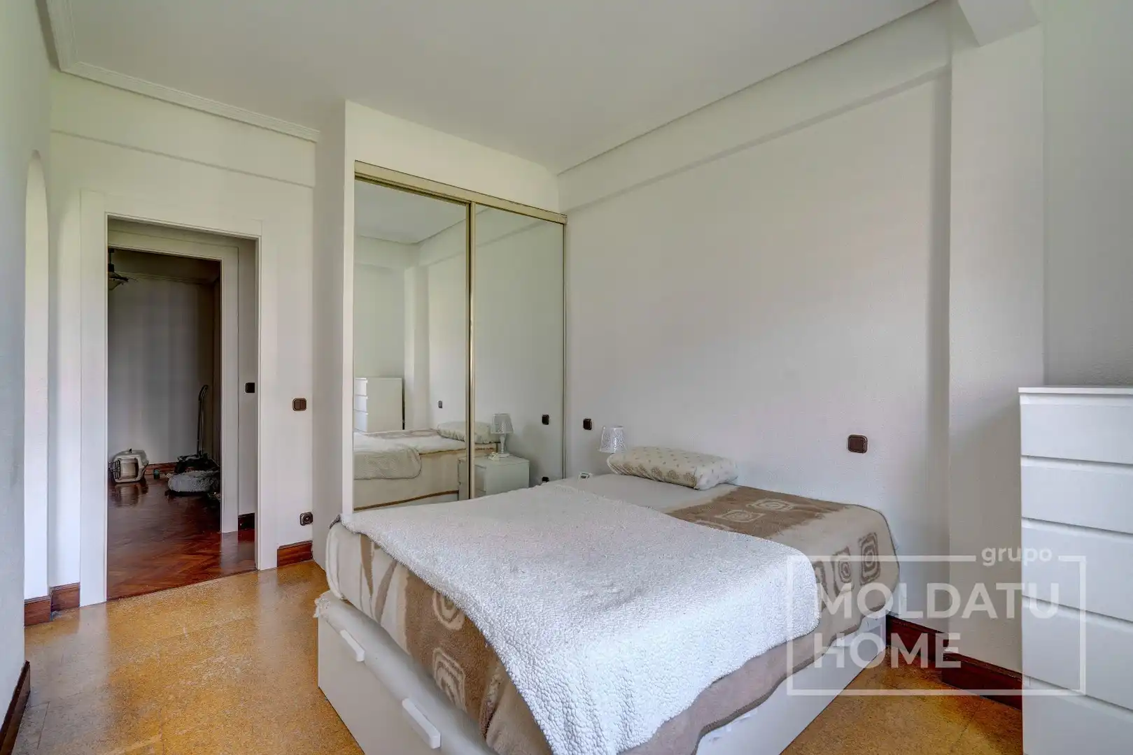 Schlafzimmer von Wohnung zum Verkauf in Donostia - San Sebastián  mit Heizung, Terrasse und Abstellraum