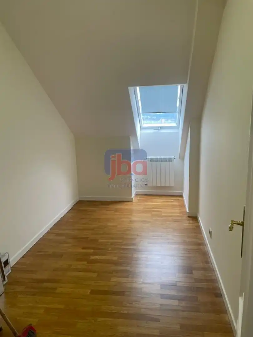 Bedroom of Attic for rent in Ourense Capital   with Heating, Terrace and Storage room