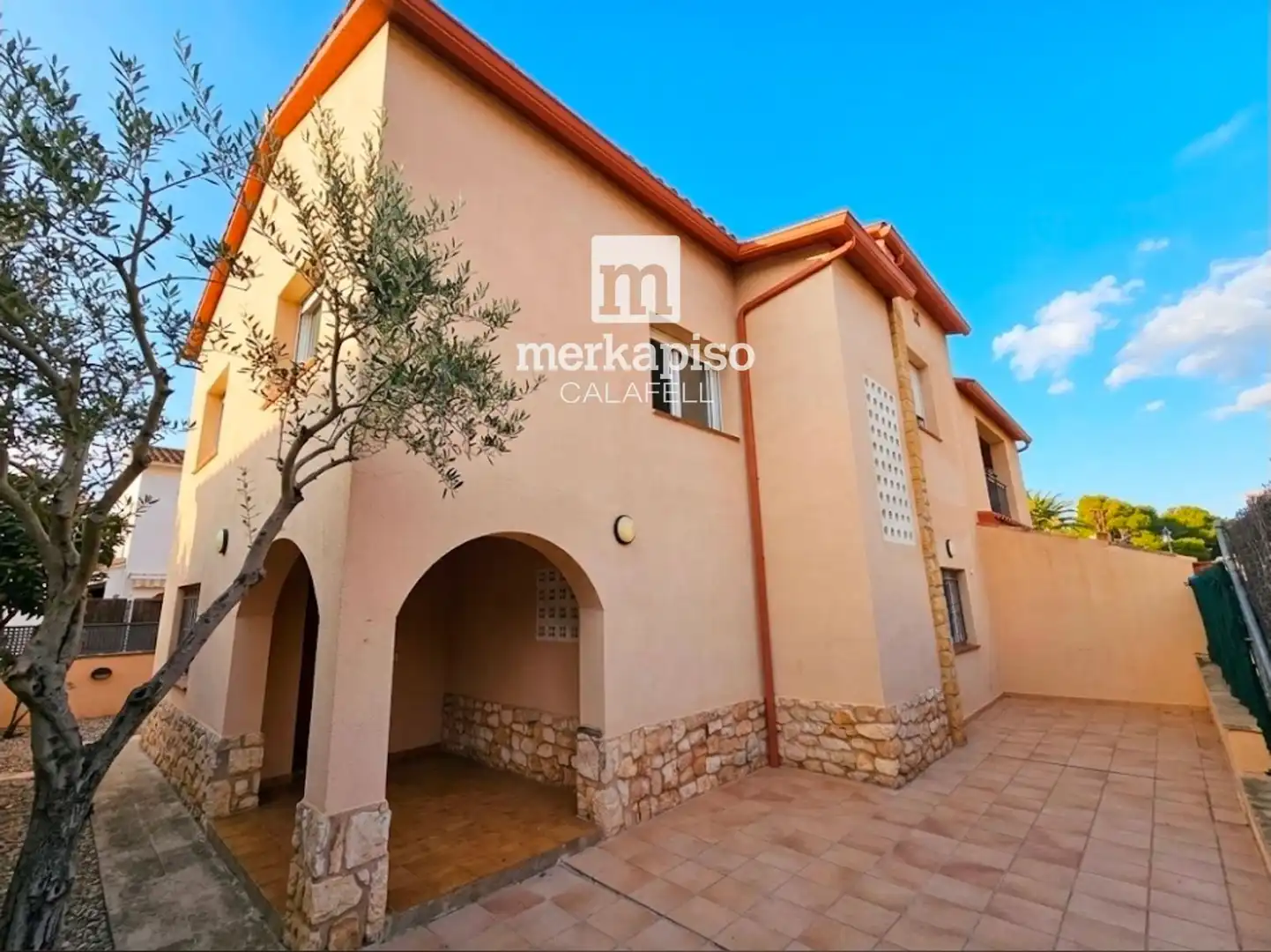 Maison jumelée avec jardin à vendre à Figuera