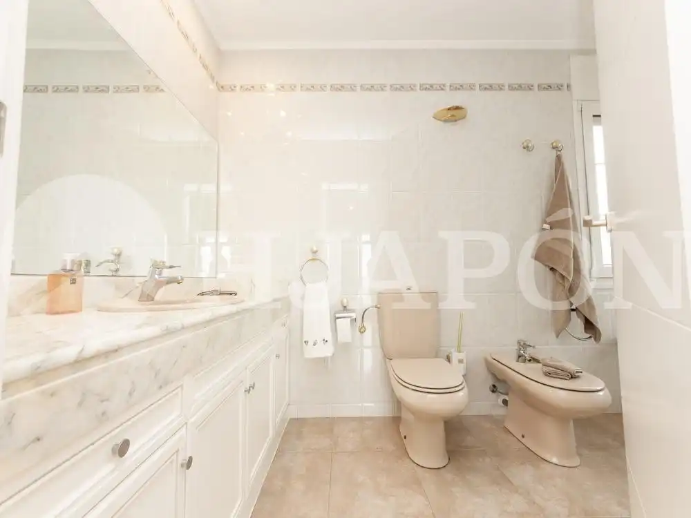 Baño de Casa o chalet en venta en Argentona con Aire acondicionado, Calefacción y Jardín privado
