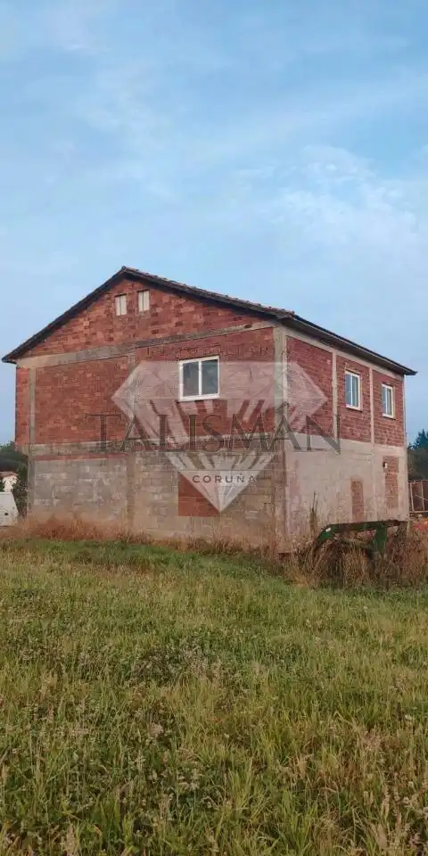 Houses for sale in Cerceda  with Heating, Private garden and Furnished