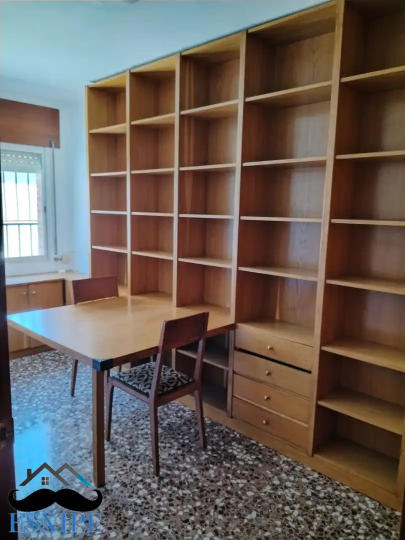 Wohnung zum Verkauf in Archena mit Klimaanlage und Balkon