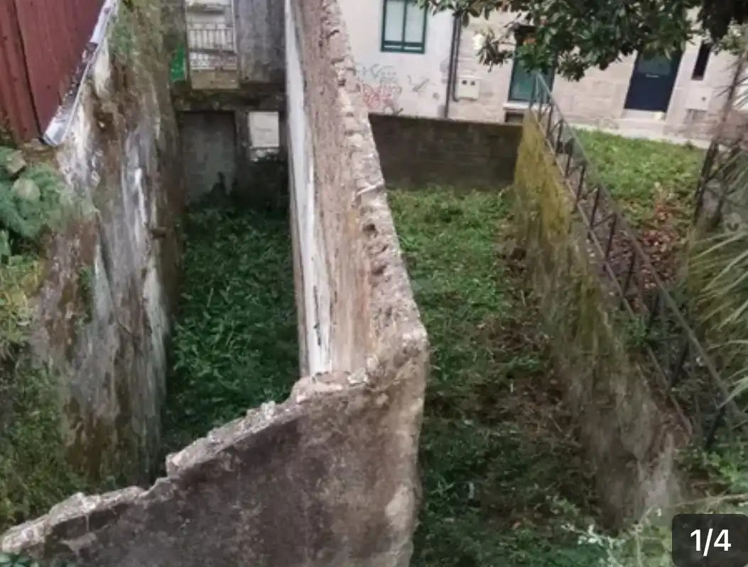 Grundstücke und Bauplätze zum Verkauf in Rúa José Regojo 1