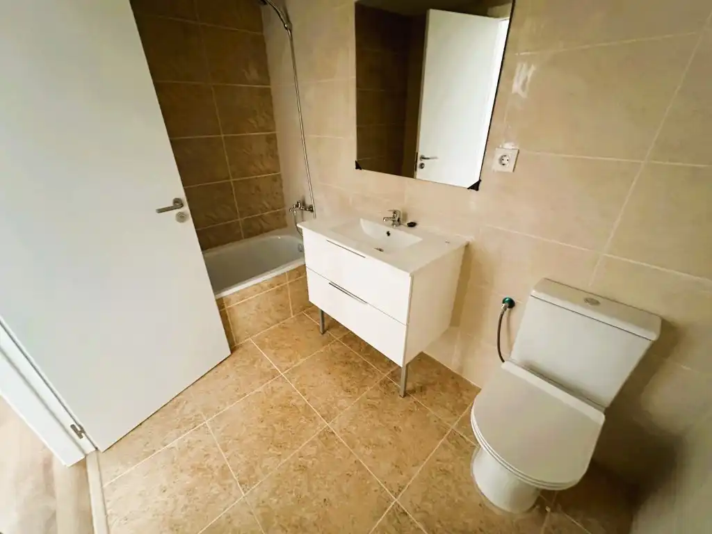 Flat with lift for sale in Carrer Verge de Montserrat, imagen 6