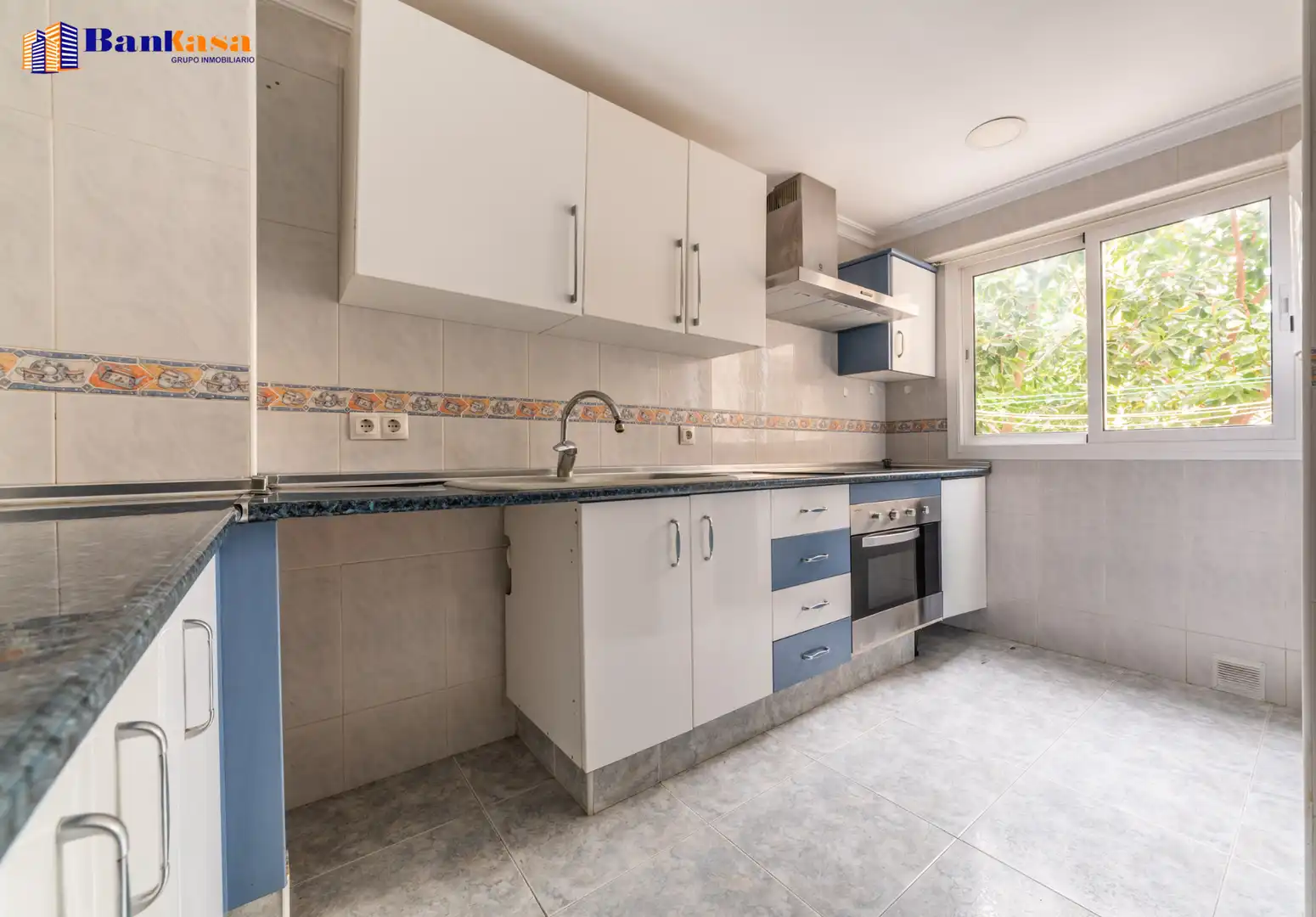 Cocina de Piso en venta en Málaga con Aire acondicionado