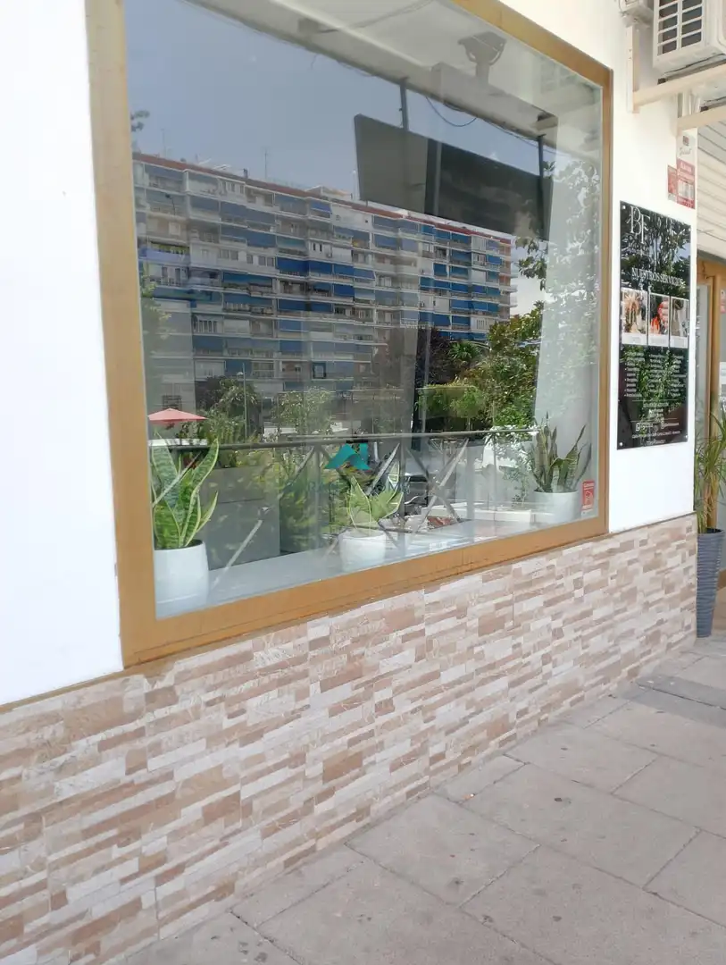 Terrasse von Geschaftsraum zur Miete in Alcorcón mit Klimaanlage und Möbliert