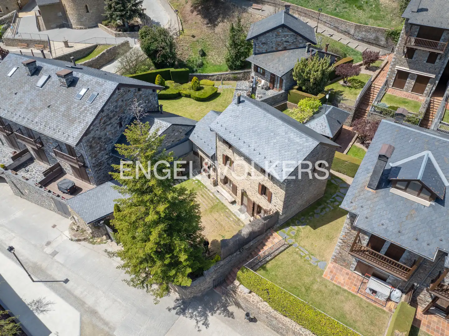 Vista exterior de Casa o chalet en venta en Bolvir con Calefacción, Jardín privado y Parquet