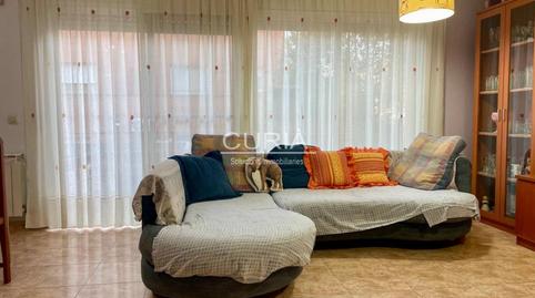 Foto 3 de Casa adosada en venda a Montoliu de Lleida, Lleida