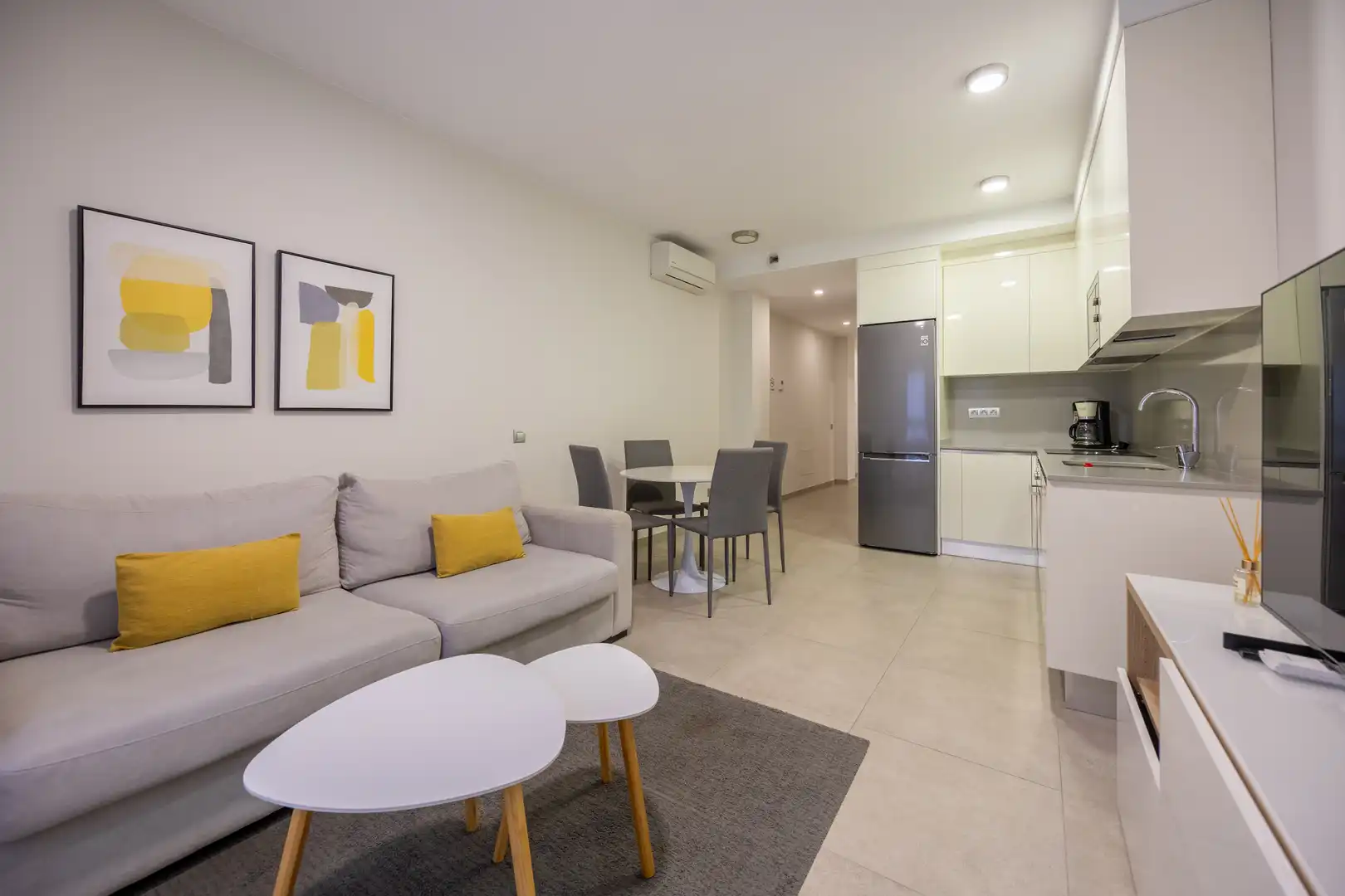 Living room of Flat for rent in Las Palmas de Gran Canaria  with Air Conditioner and Furnished