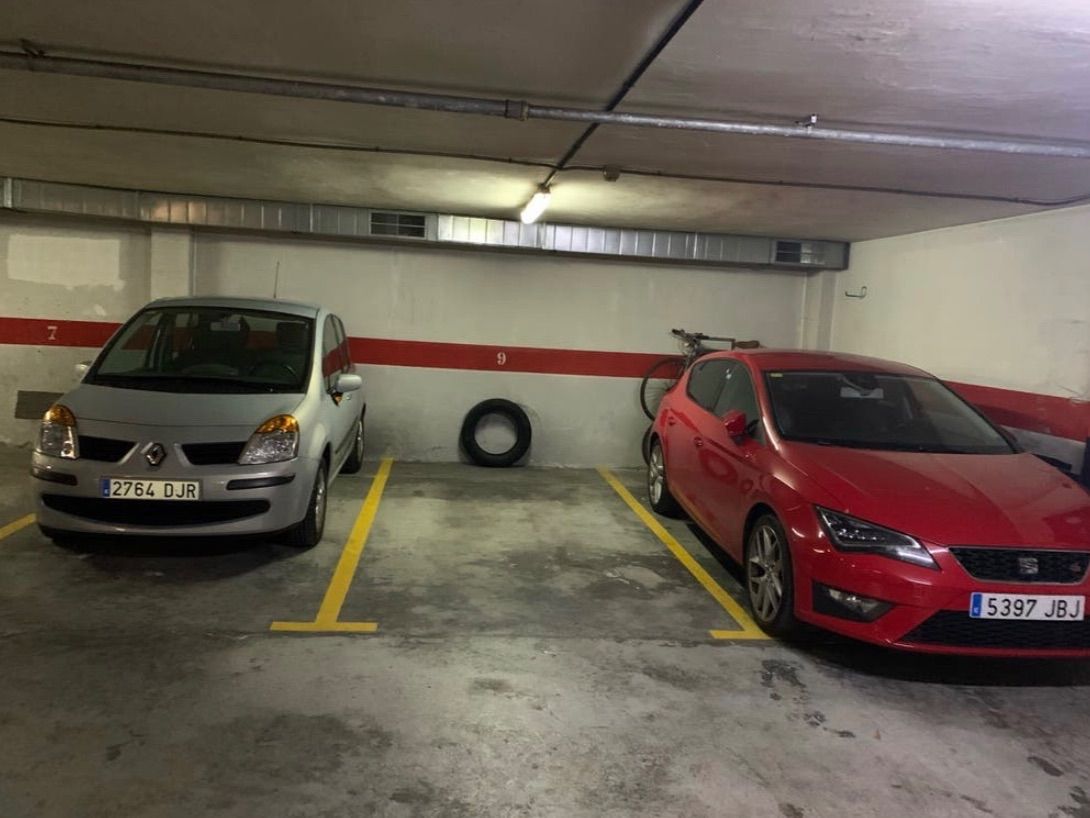 Aparcament de Garatge en venda en Sant Boi de Llobregat