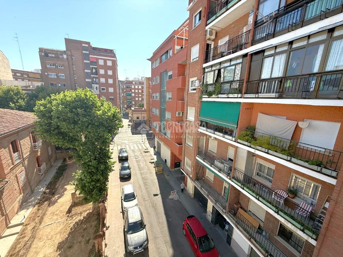 Exterior view of Flat for sale in Talavera de la Reina  with Terrace, Furnished and Balcony