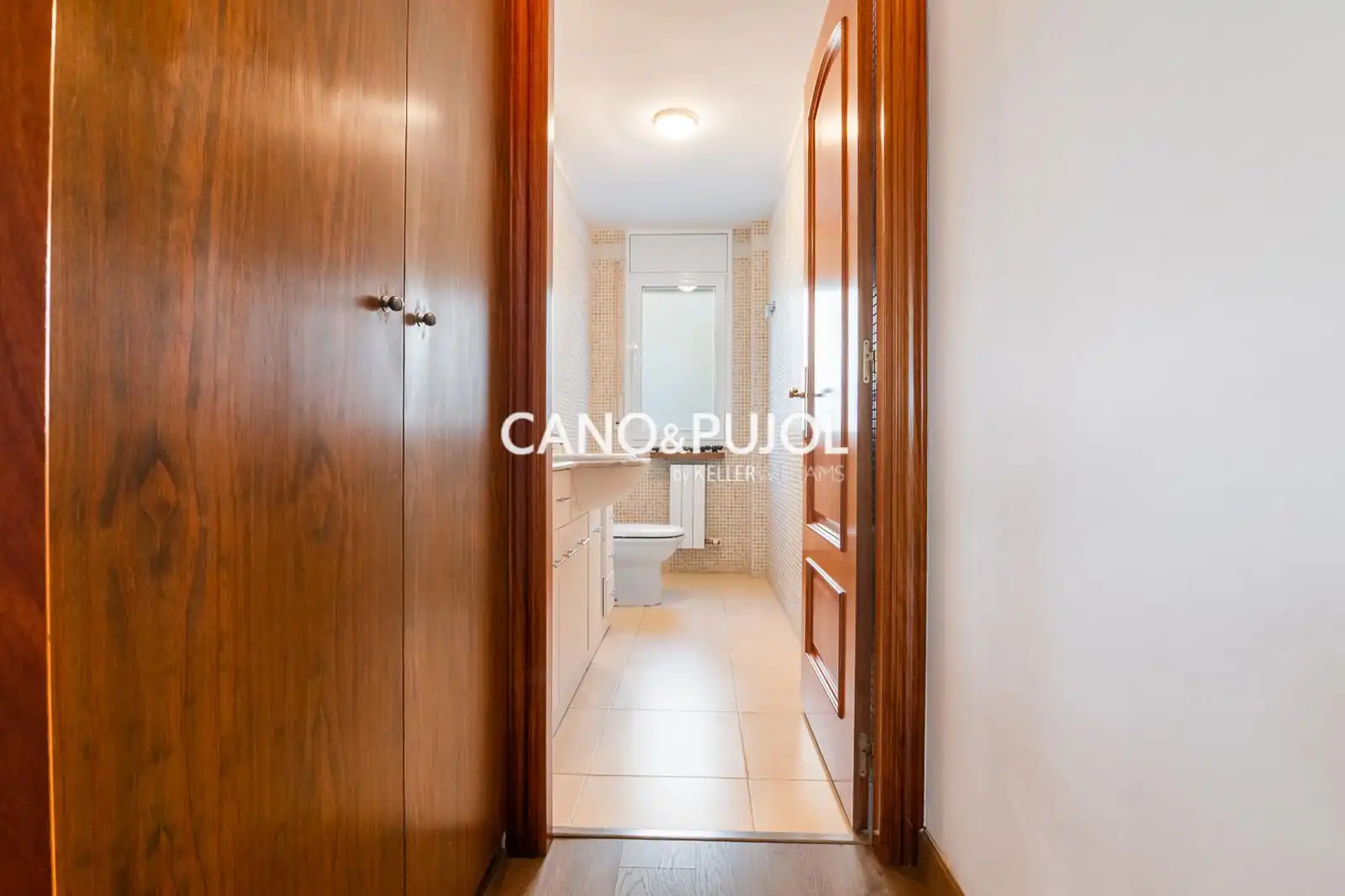 Casa o chalet en venta en Corbera de Llobregat con Calefacción, Terraza y Trastero