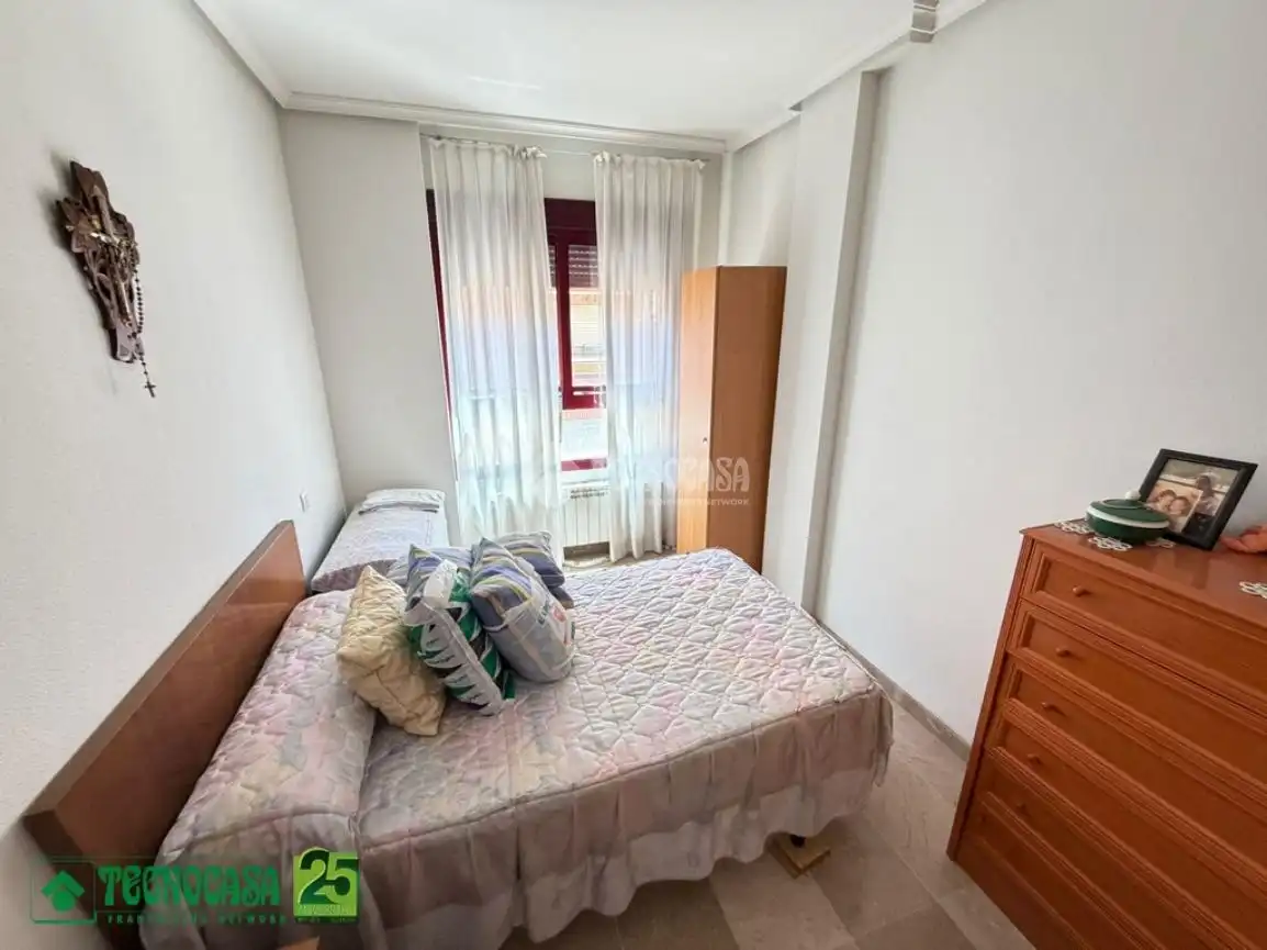Habitación de Piso en venta en Ciudad Real con Calefacción y Trastero
