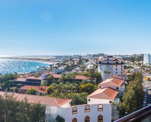 Vista exterior de Apartament en venda en San Bartolomé de Tirajana amb Balcó