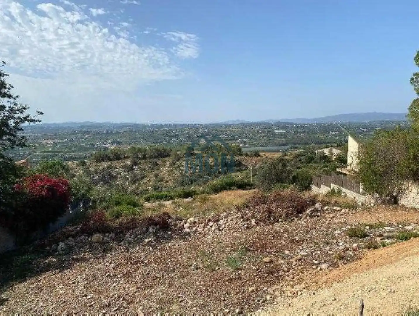 Edificio en venta en Lluna, Cumbres de Calicanto