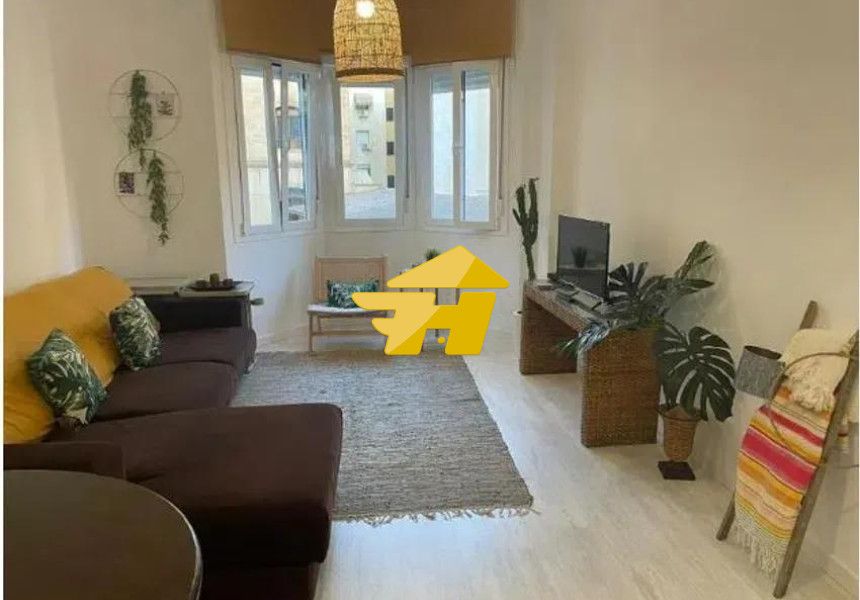 Vista exterior de Pis de lloguer en Málaga Capital amb Aire condicionat, Jardí privat i Piscina
