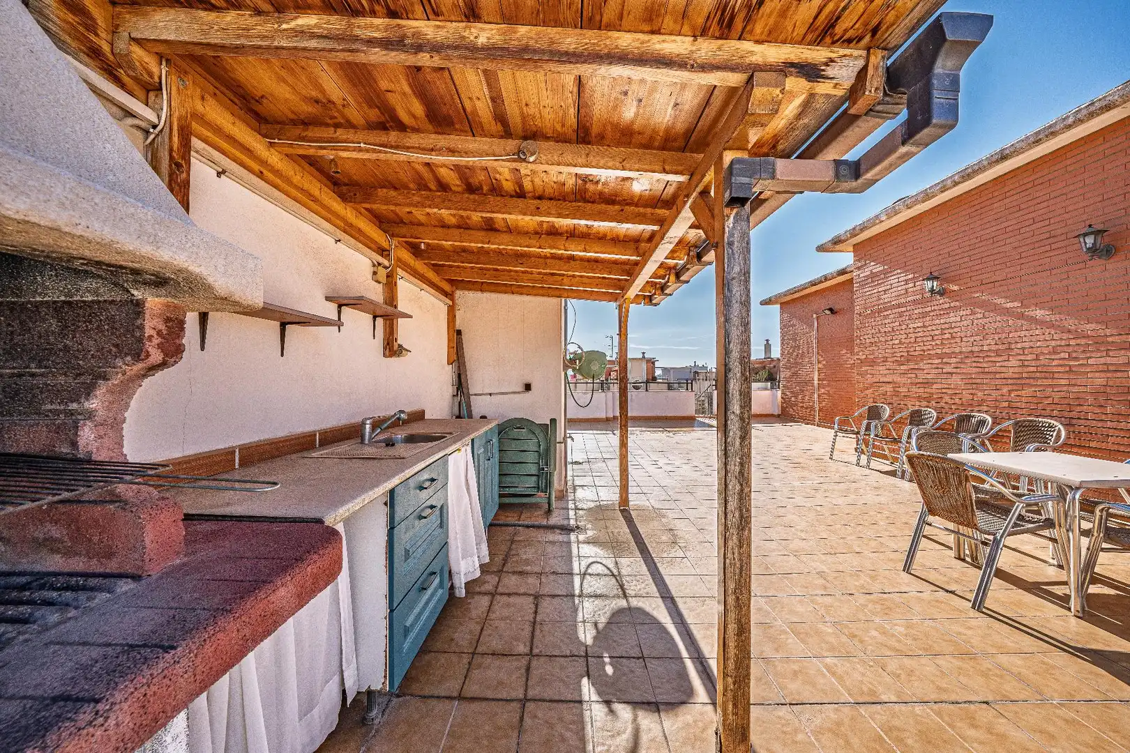 Terraza de Ático en venta en Alicante / Alacant con Calefacción, Jardín privado y Terraza