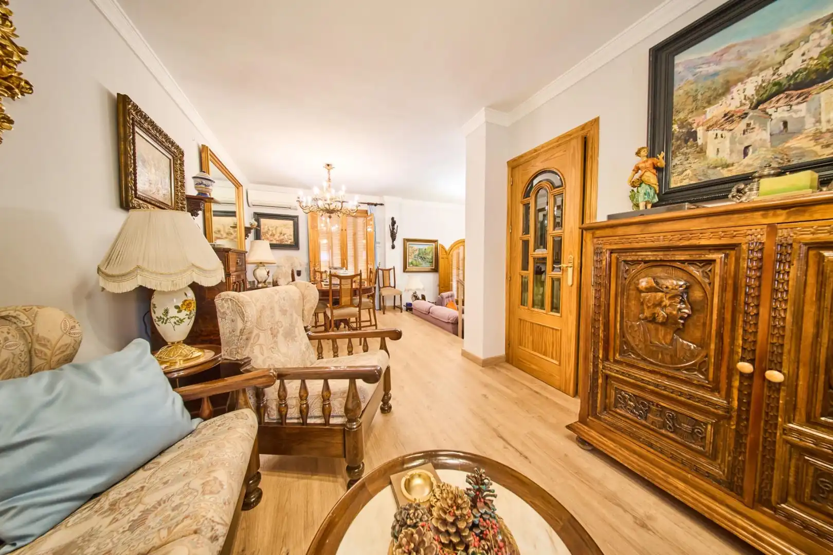 Sala de estar de Casa o chalet en venta en Granada con Aire acondicionado, Calefacción y Jardín privado