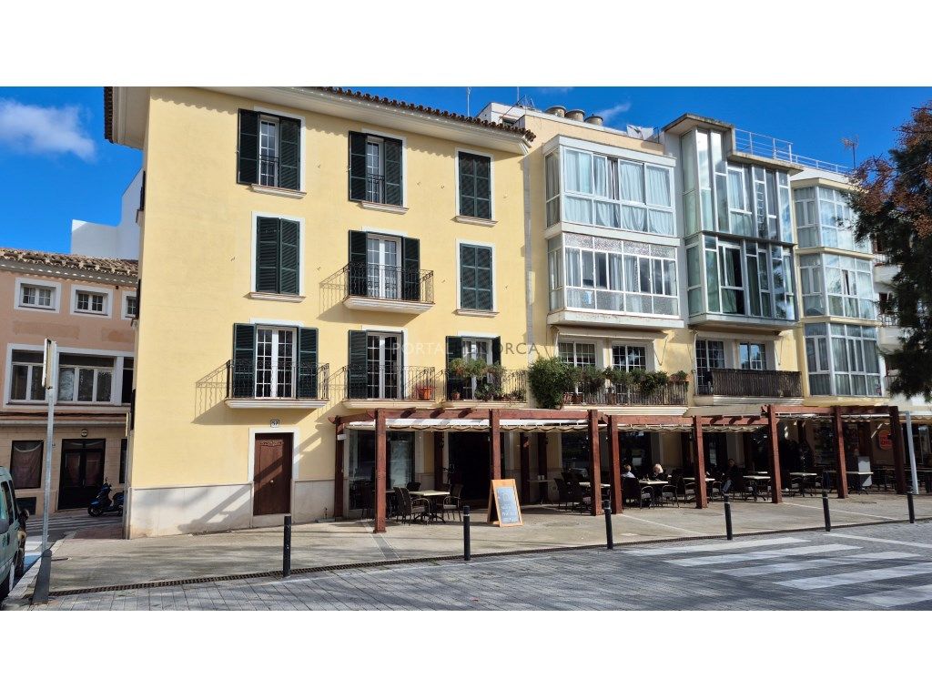 Vista exterior de Pis en venda en Maó - Mahón