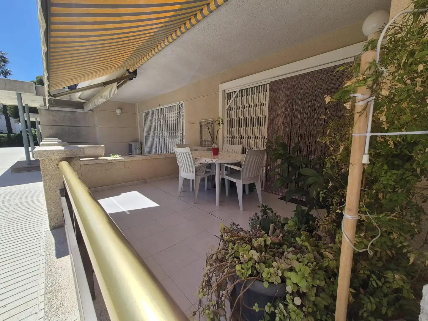 Terrasse von Erdgeschoss zum Verkauf in El Vendrell mit Klimaanlage, Heizung und Terrasse
