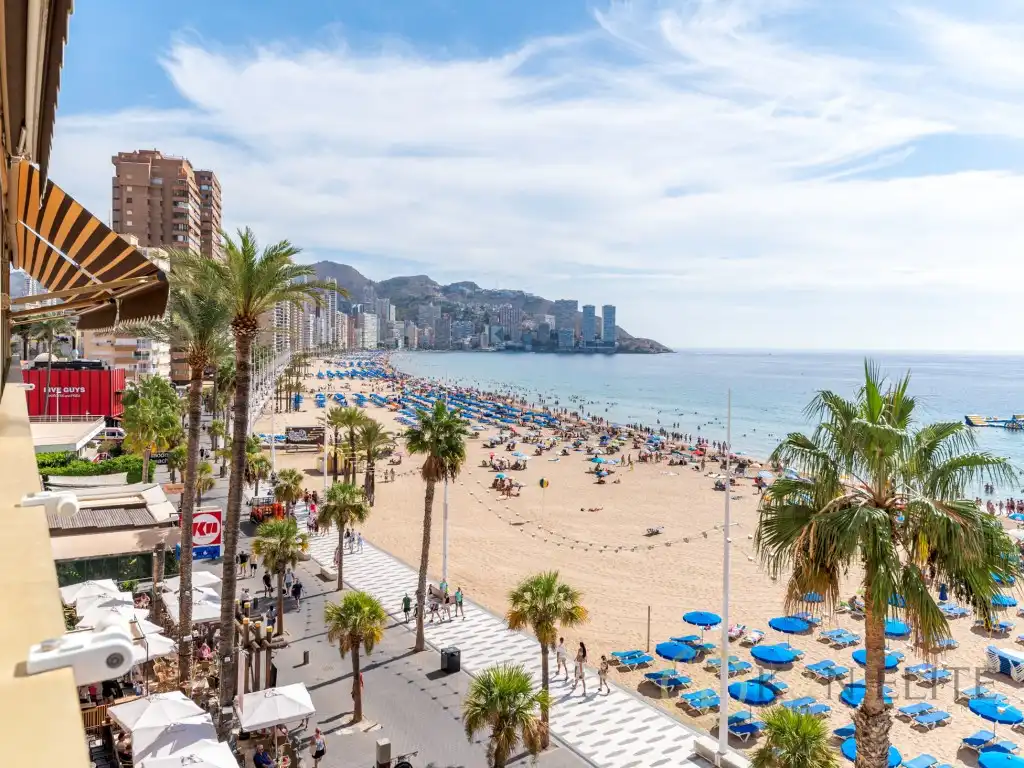 Wohnung mit Pool zur Miete in Avenida Valencia