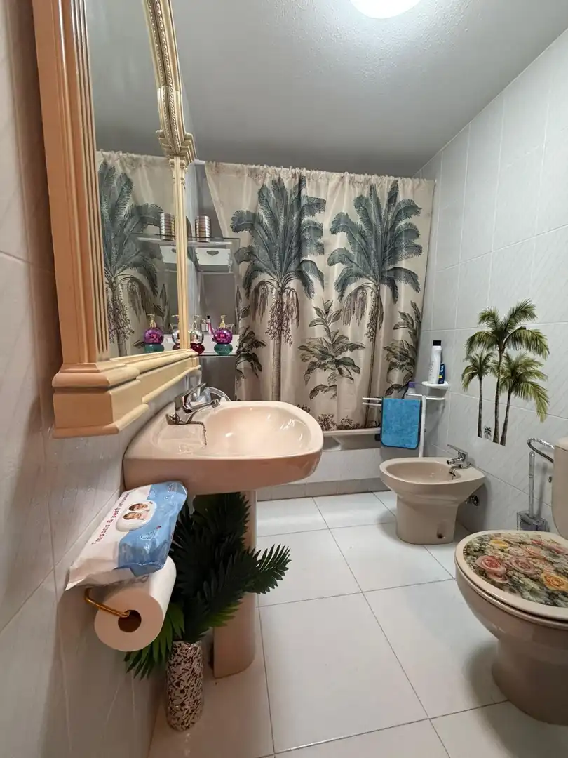 Bathroom of Flat for sale in Águilas  with Terrace, Storage room and Furnished