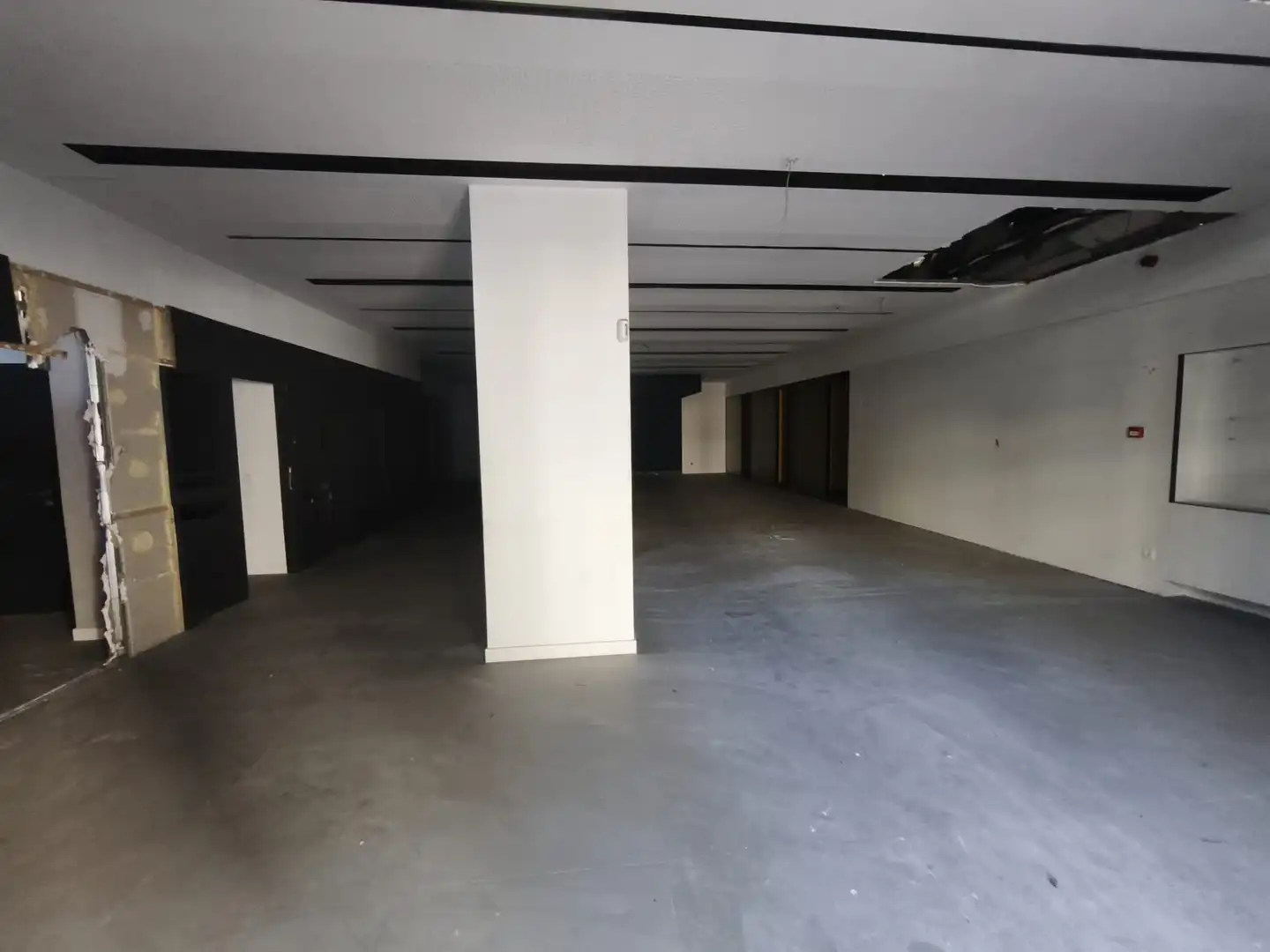 Local comercial en venda a Avenida de Don Marcelo Celayeta 80, imagen 9