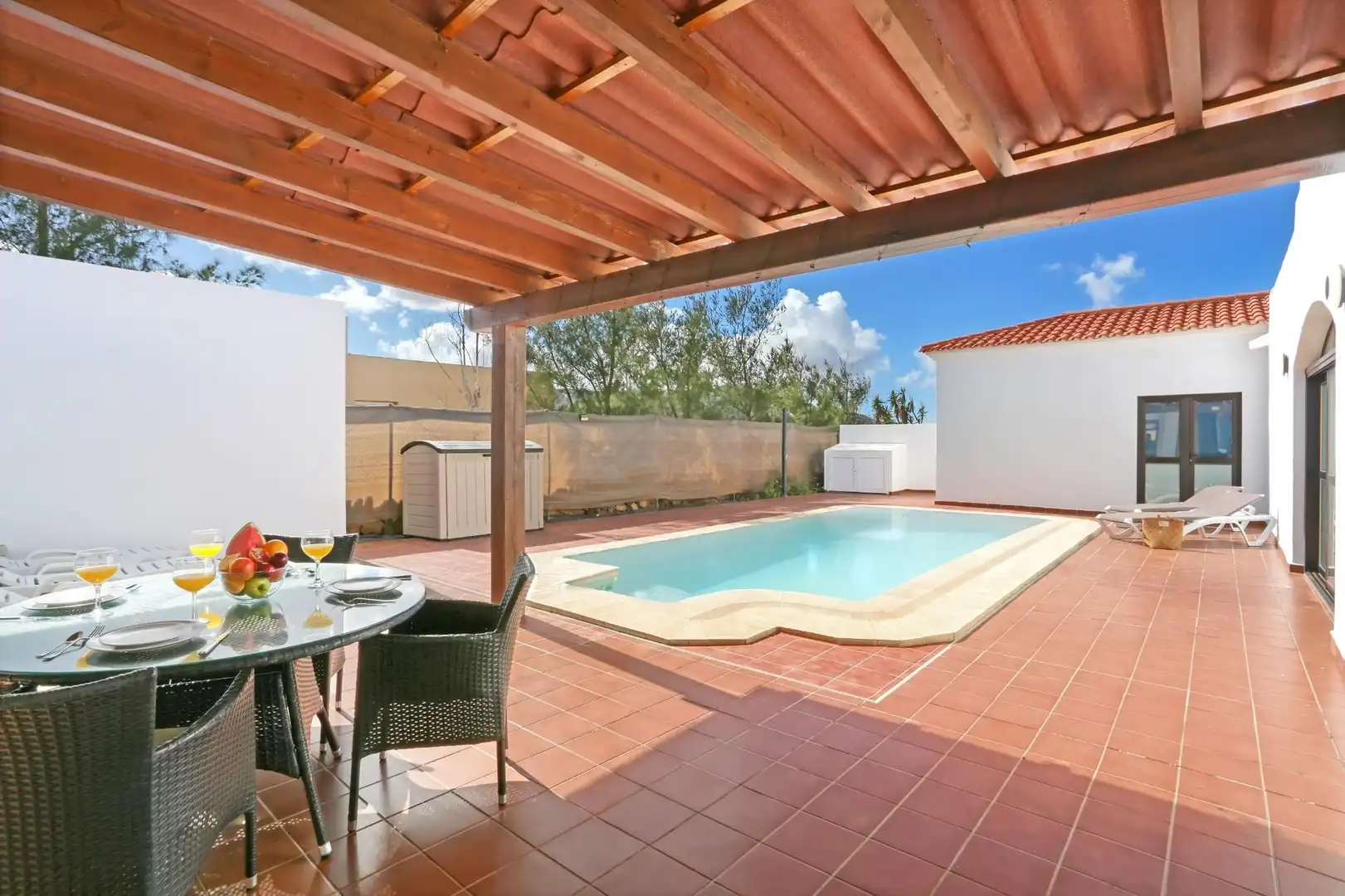 Terrassa de Casa o xalet en venda en La Oliva amb Jardí privat, Terrassa i Traster