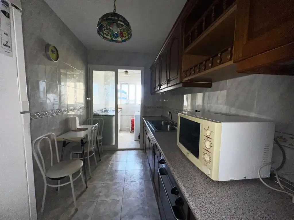 Cuina de Apartament en venda en Fuengirola amb Aire condicionat i Terrassa
